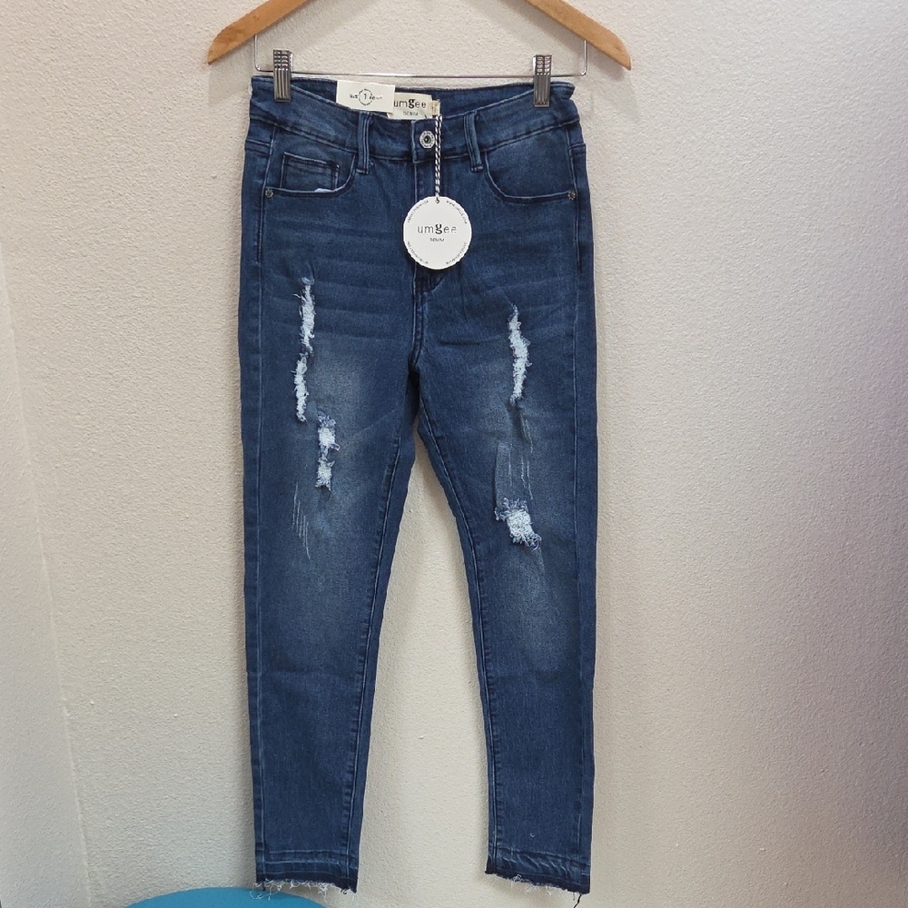NWT* Distressed Blue Jeans